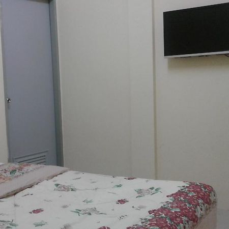 Lemon Tree Motel スラート・ターニー エクステリア 写真